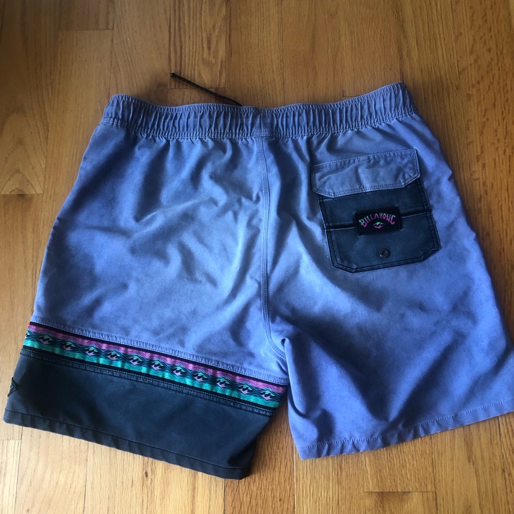 Billabong Men's Lavender Patterned Volley Trunks with Black Hem - Picture 6 of 7